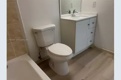 372 NE 26th Pl #201, Homestead, FL 33033 - Photo 20