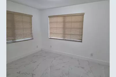 831 N 72nd Way, Hollywood, FL 33024 - Photo 20