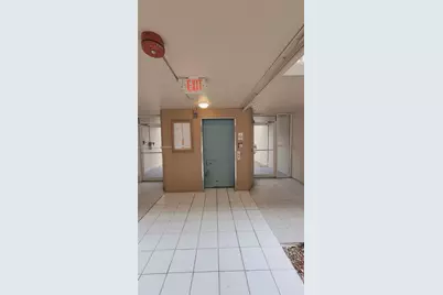 8050 NW 8th St #1407, Miami, FL 33126 - Photo 24
