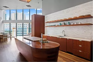 1300 Brickell Bay Dr, Miami, FL 33131 - Photo 46
