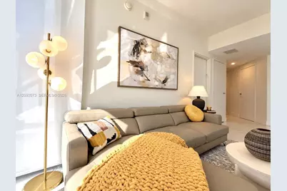 1300 Brickell Bay Dr #801, Miami, FL 33131 - Photo 6