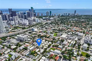 569 SW 5th St, Miami, FL 33130 - Photo 20