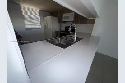 40 NW 76th Ave #103-1, Plantation, FL 33324 - Photo 6