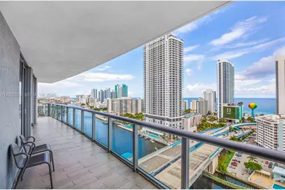 2600 E Hallandale Beach Blvd #T2102, Hallandale Beach, FL 33009 - Photo 2