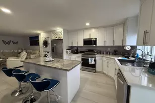 1324 W 71st St, Hialeah, FL 33014 - Photo 10