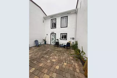 1324 W 71st St, Hialeah, FL 33014 - Photo 2