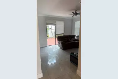 3301 W 89th Ter, Hialeah, FL 33018 - Photo 22