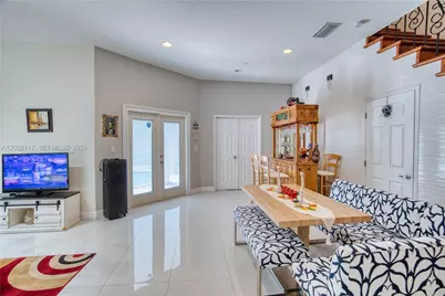 279 Springfield Dr, West Palm Beach, FL 33415 - Photo 6
