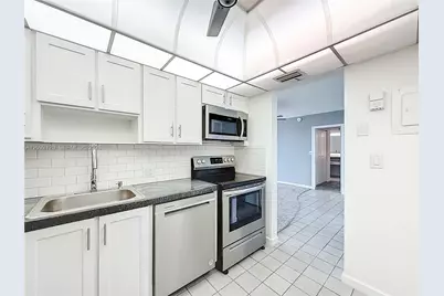 20301 W Country Club Dr. #2428, Aventura, FL 33180 - Photo 22