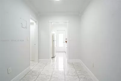 7640 Carlyle Ave #10A, Miami Beach, FL 33141 - Photo 6