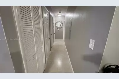 13260 NE Miami Ct, North Miami, FL 33161 - Photo 20