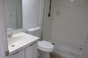 3499 Oaks Way, Pompano Beach, FL 33069 - Photo 8