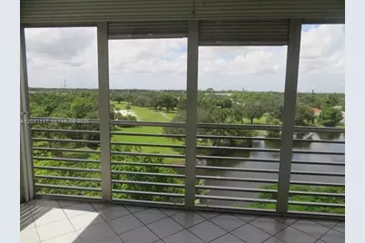 3499 Oaks Way #708, Pompano Beach, FL 33069 - Photo 4