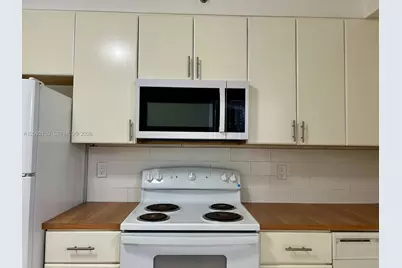 22831 SW 88th Pl #102, Cutler Bay, FL 33190 - Photo 2