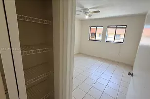 5712 W 25th Ct, Hialeah, FL 33016 - Photo 18