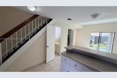 5712 W 25th Ct #5712, Hialeah, FL 33016 - Photo 2