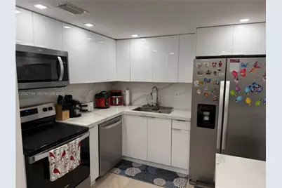 5555 Collins Ave #14G, Miami Beach, FL 33140 - Photo 24