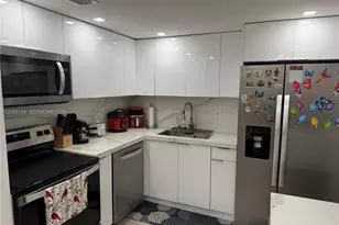 5555 Collins Ave, Miami Beach, FL 33140 - Photo 24