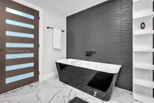 333 Las Olas Way, Fort Lauderdale, FL 33301 - Photo 22