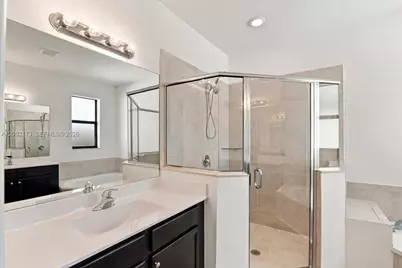 336 NE 210th Way, Miami, FL 33179 - Photo 22