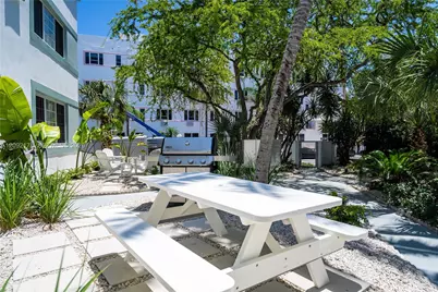 2418 Flamingo Dr #9, Miami Beach, FL 33140 - Photo 16