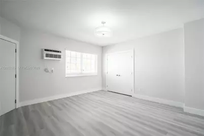 2418 Flamingo Dr #9, Miami Beach, FL 33140 - Photo 2