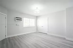 2418 Flamingo Dr, Miami Beach, FL 33140 - Photo 2