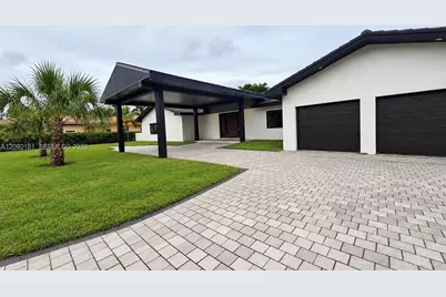 9505 SW 67th Ave, Pinecrest, FL 33156 - Photo 1