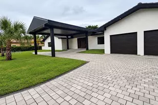 9505 SW 67th Ave, Pinecrest, FL 33156 - Photo 1