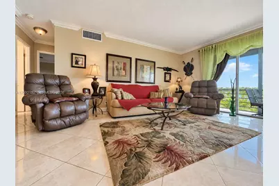 1000 NE 14th Ave #703, Hallandale Beach, FL 33009 - Photo 2