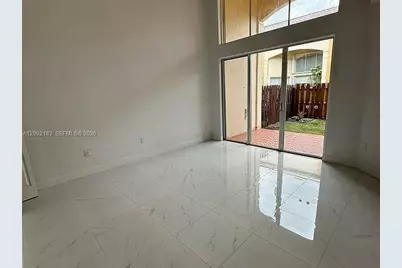5543 NW 112th Pl #-, Doral, FL 33178 - Photo 6