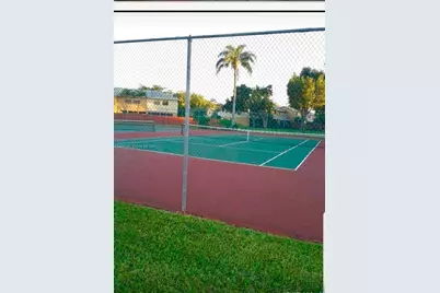 531 NW 103rd Ter, Pembroke Pines, FL 33026 - Photo 26