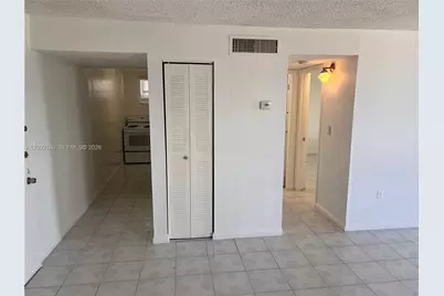 2000 Biarritz Dr #407, Miami Beach, FL 33141 - Photo 6
