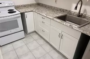 2000 Biarritz Dr, Miami Beach, FL 33141 - Photo 12