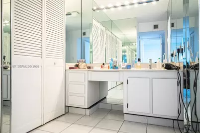3701 N Country Club Dr #902, Aventura, FL 33180 - Photo 16