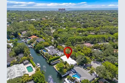 739 S Alhambra Cir, Coral Gables, FL 33146 - Photo 4