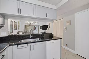 3176 SW 50th St, Dania Beach, FL 33312 - Photo 6
