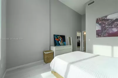 1900 N Bayshore Dr #602, Miami, FL 33132 - Photo 20