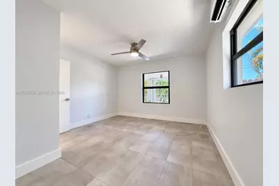 551 NE 26th St #w, Wilton Manors, FL 33305 - Photo 12