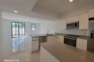 4141 N Oak Pl, Dania Beach, FL 33314 - Photo 2
