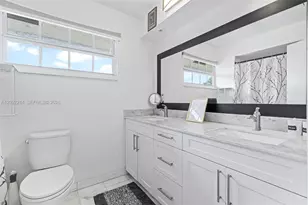 8351 SW 39th Ct, Davie, FL 33328 - Photo 32