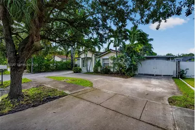 11234 SW 244th Ter, Homestead, FL 33032 - Photo 8