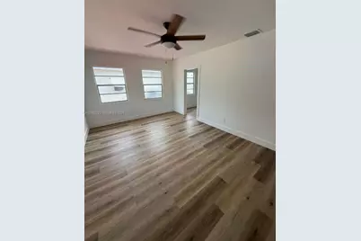 41 NW 34th Ave #1, Miami, FL 33125 - Photo 16