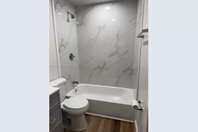 41 NW 34th Ave #1, Miami, FL 33125 - Photo 4
