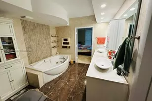 18911 Collins Ave, Sunny Isles Beach, FL 33160 - Photo 30