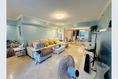 18911 Collins Ave #604, Sunny Isles Beach, FL 33160 - Photo 2