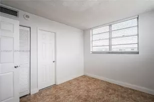 7850 Byron Ave, Miami Beach, FL 33141 - Photo 10