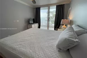 200 SE 15th Rd, Miami, FL 33129 - Photo 20