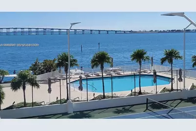 200 SE 15th Rd #4K, Miami, FL 33129 - Photo 6