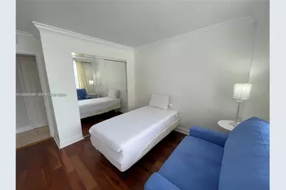 200 SE 15th Rd #4K, Miami, FL 33129 - Photo 14